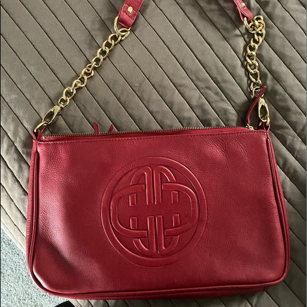Red purse - Picture 2 of 3